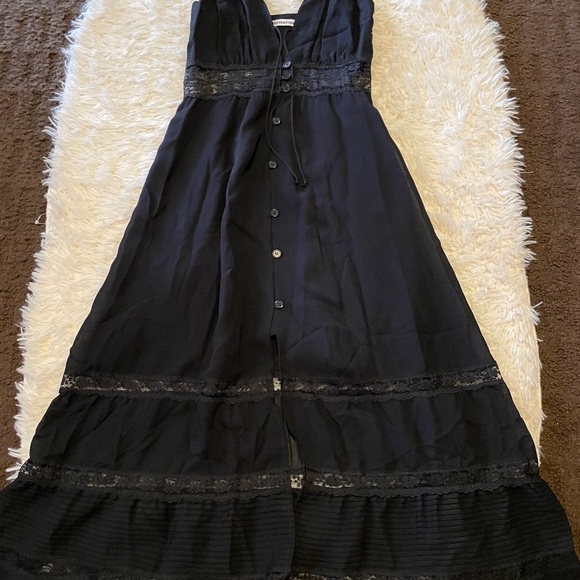 Reformation Shelley Dress - Picture 2 of 5